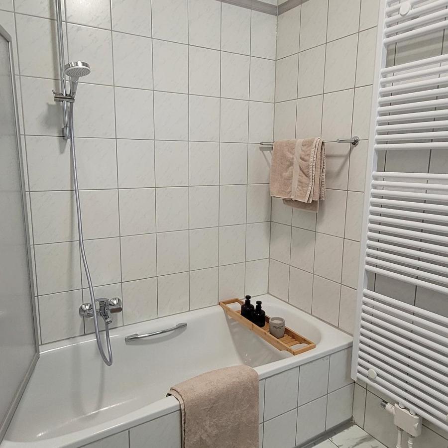 Ferienwohnung An Der Stadtmauer วาร์บวร์ก ภายนอก รูปภาพ